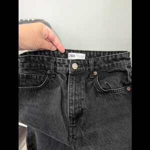 Zara Black Denim Jeans With Frayed Bottom